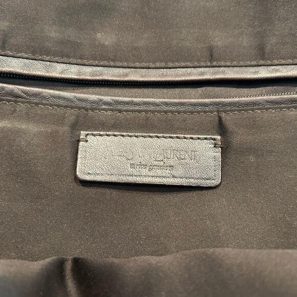 Yves Saint Laurent Muse Large Leather Tote – Off-White, Classic Y Design - Picture 6 of 11